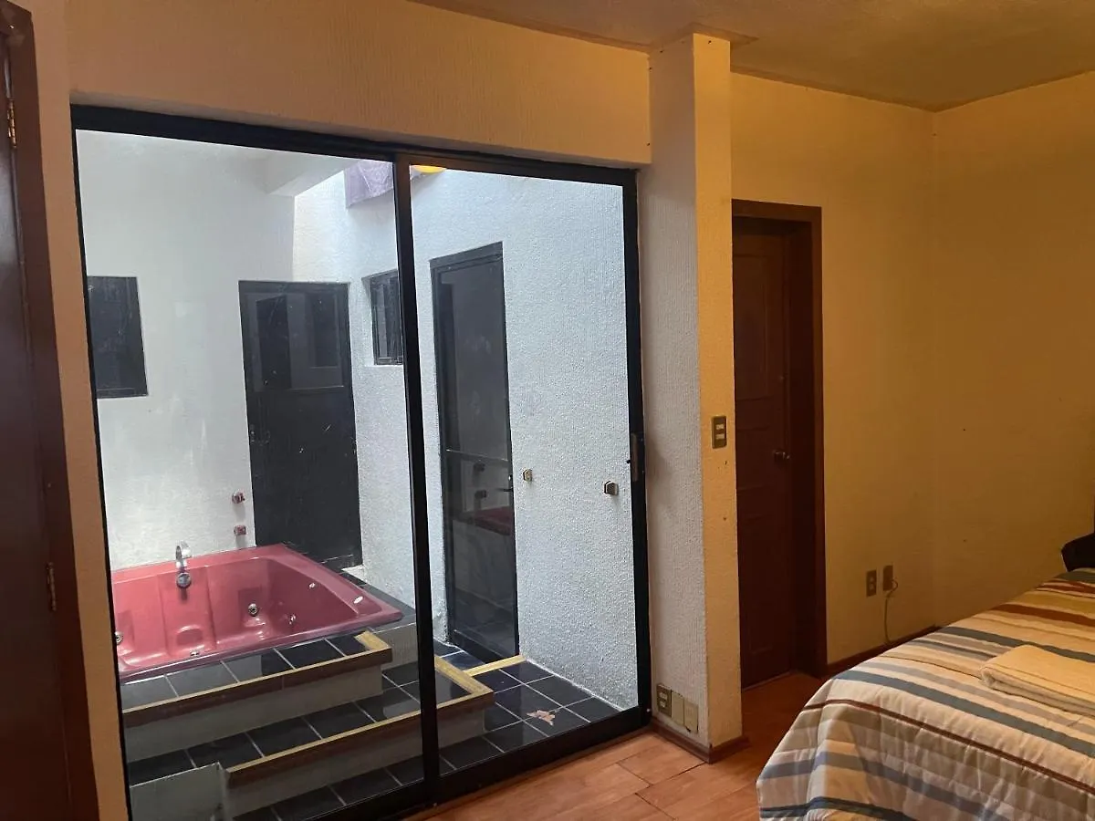 Comoda Habitacion A 10 Min Del Centro Historico De Queretaro Guest house