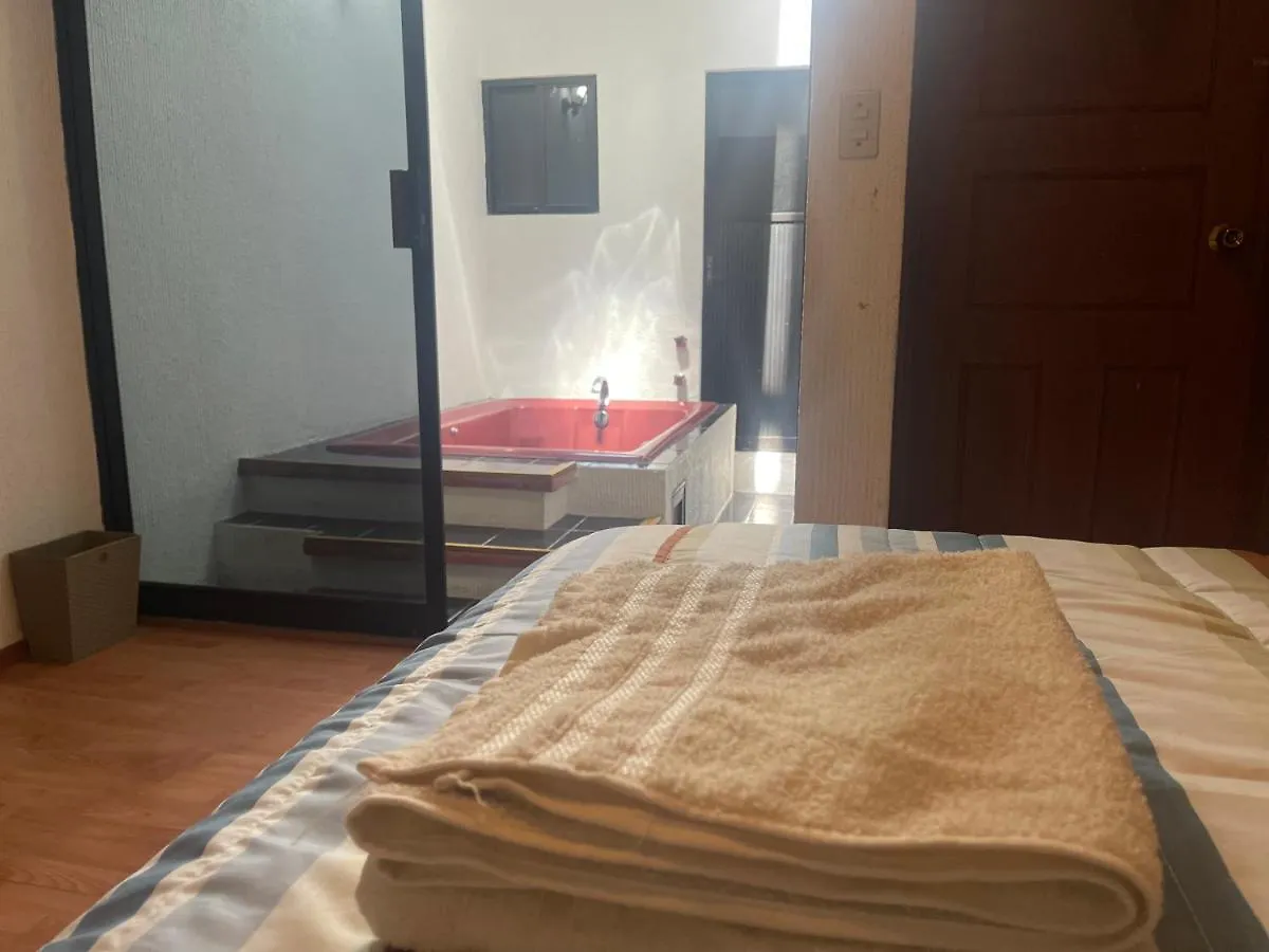 Guest house Comoda Habitacion A 10 Min Del Centro Historico De Queretaro