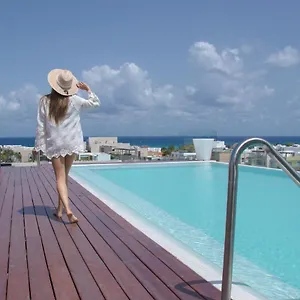 https://macondo-5th-av-condos.allrivieramayahotels.com