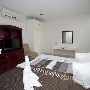 https://hotel-principe.quintano-roohotels.com