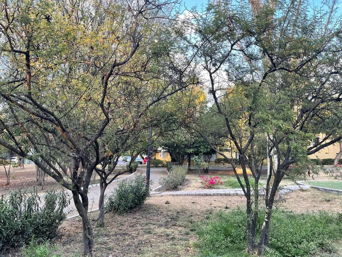 Penzion Comoda Habitacion A 10 Min Del Centro Historico De Querétaro