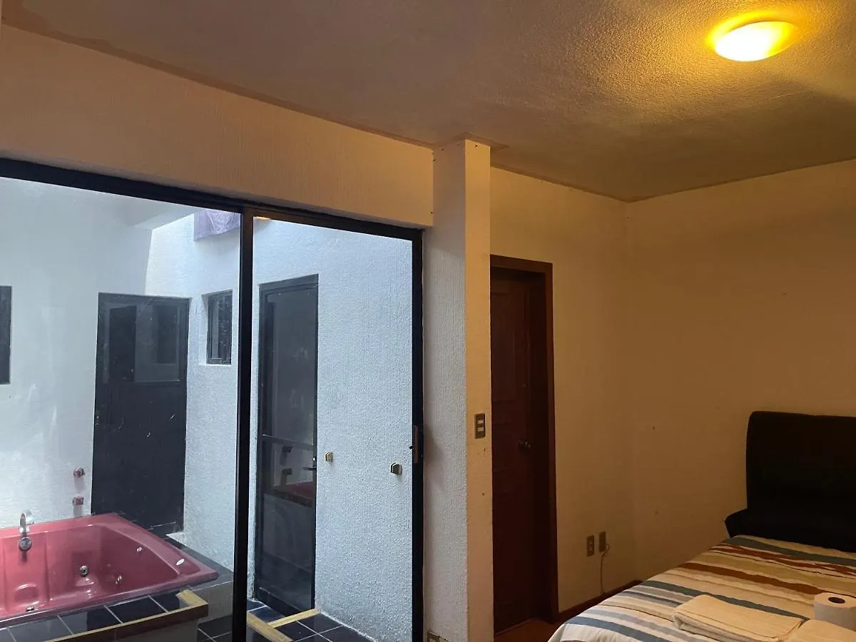 Comoda Habitacion A 10 Min Del Centro Historico De Querétaro Penzion